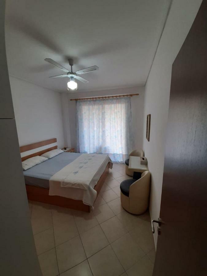 Meni'S Family Apartament Sarande Exterior photo